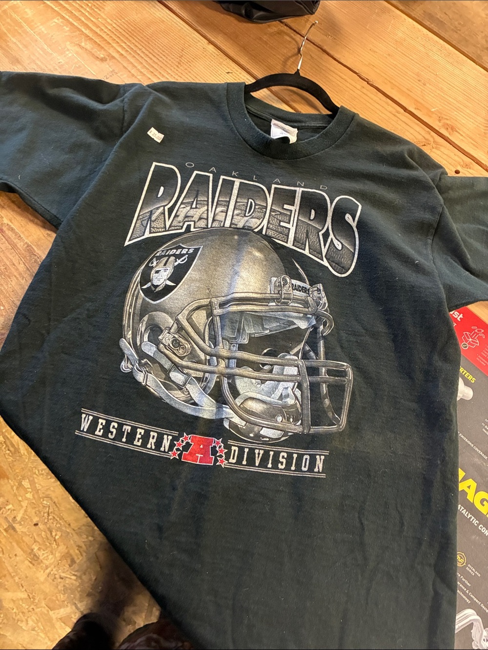 Oakland Raiders Black Short-Sleeve Graphic Tee